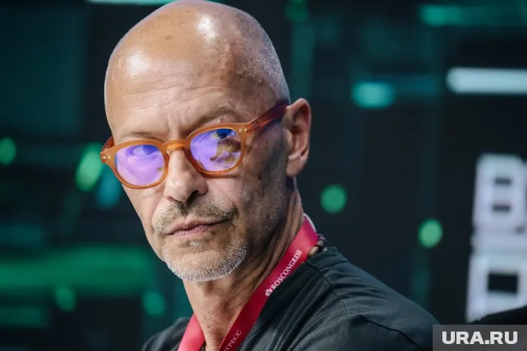 Федор Бондарчук и Паулина Андреев сообщили о расставании