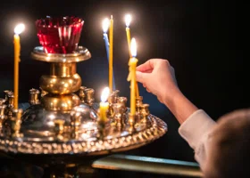 Только не жалуйся на мороз: какие праздники отмечают 8 декабря 2025 