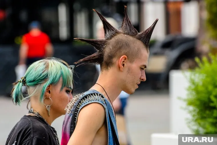 Путин заявил, что программу поддержки молодежной занятости запустят в ближайшее время