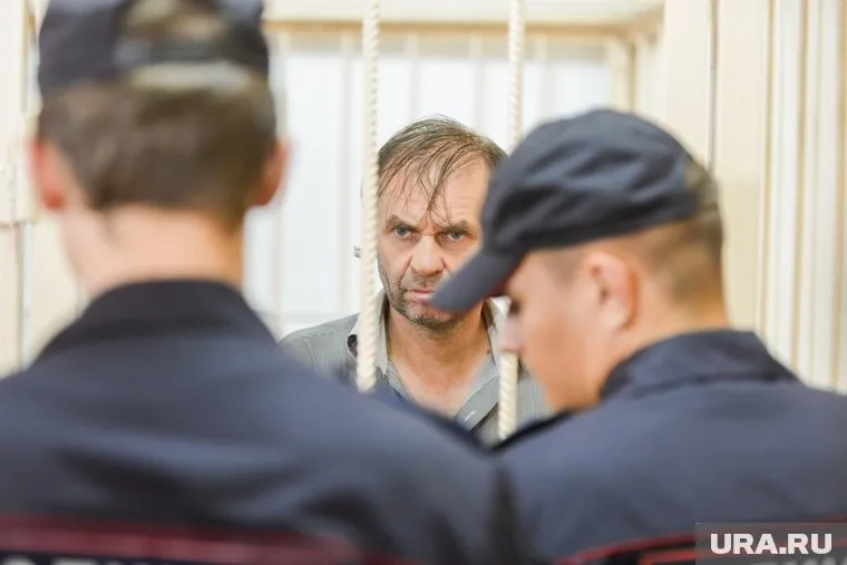 Владимир Ческидов присутствовал на заседании лично