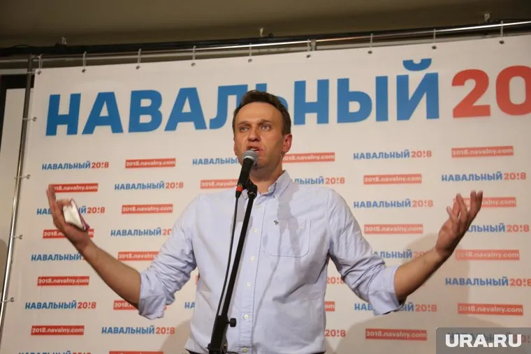 Ранее Алексей Навальный заявил, что в его «отравлении» виновны российские власти и врачи