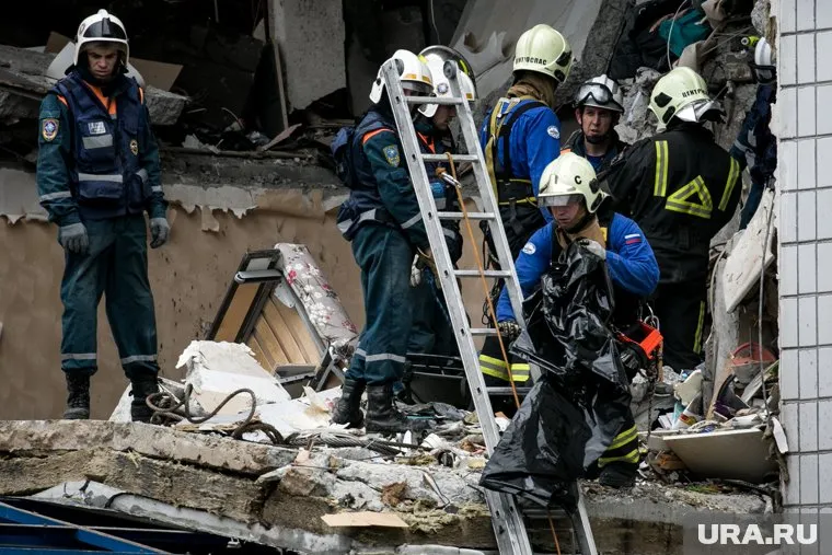 Почти весь жилой дом пострадал после прилета ракеты ВСУ