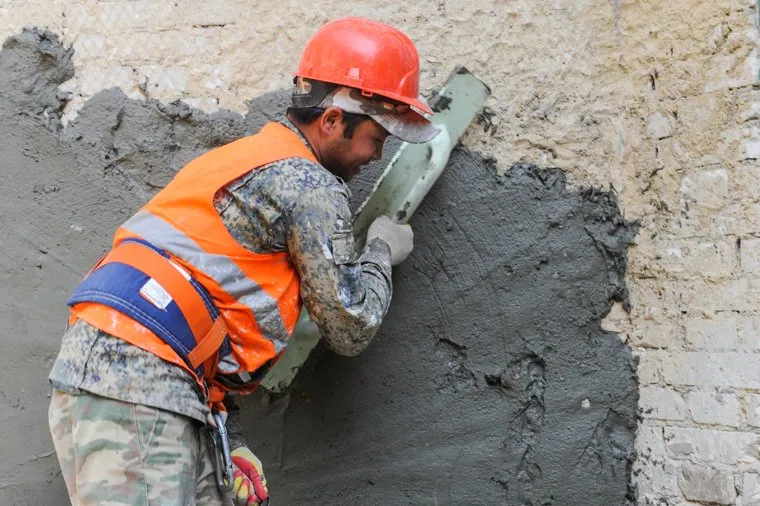 Ремонт кровли и фасада на Площади Революции 1 и Ленина 61. Челябинск