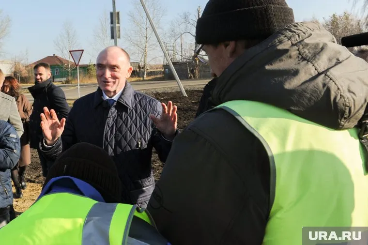 Борису Дубровскому грозят уголовные дела о получении взятки за победу частной фирмы в тендерах на ремонт дорог