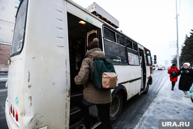 Перевозчикам, не участвующим в реформе, запретят пользоваться логотипами муниципального транспорта (архивное фото)