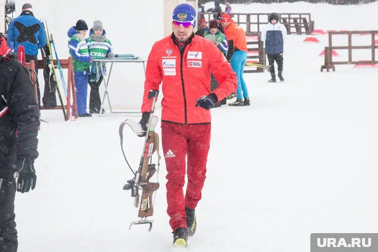 Логинов очень сильно переживал во время разговора с полицейскими