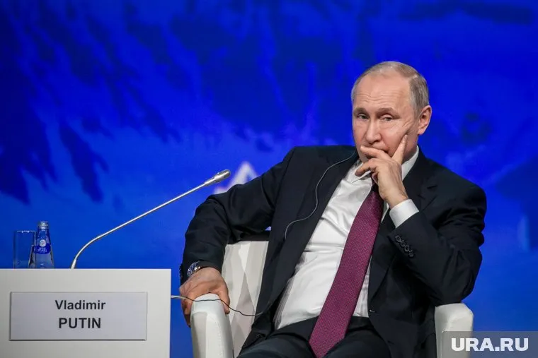 Владимира Путина считает меры по повышению рождаемости недостаточными