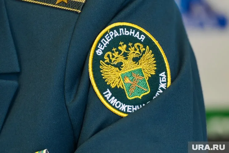 Таможенники выявили около тонны сладостей, произведенных на Украине
