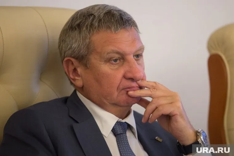 Сенатор Муратов показал фото своей родни на Афоне