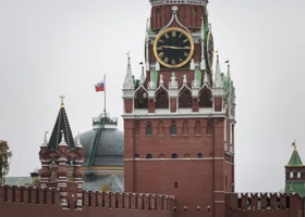 Летчик-испытатель объяснил, почему решил отвесить низкий поклон Путину на церемонии