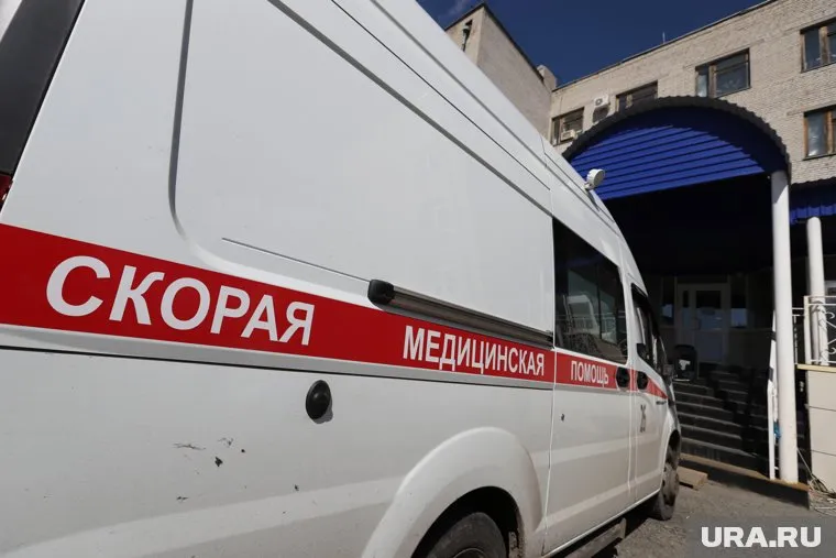 Скорая перевозит в Кургане грузы