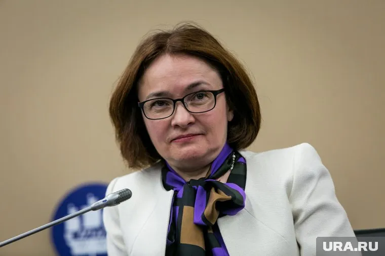 Потолок цен увеличивает давление на рубль, заявила Эльвира Набиуллина