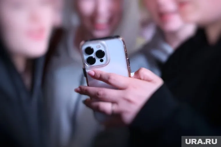 Apple презентовала новые модели Phone 16