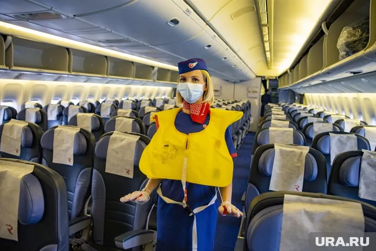 Объявления на английском языке создают лишний шум