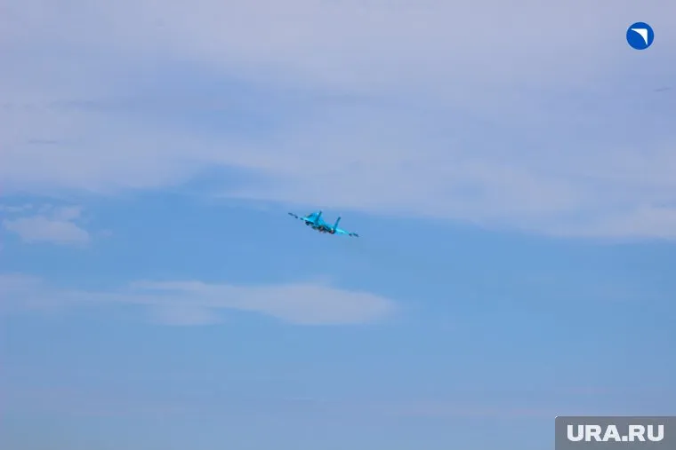 В Польше заявили о перехвате российского самолета Ил-20 над Балтикой (на фото Су-34)