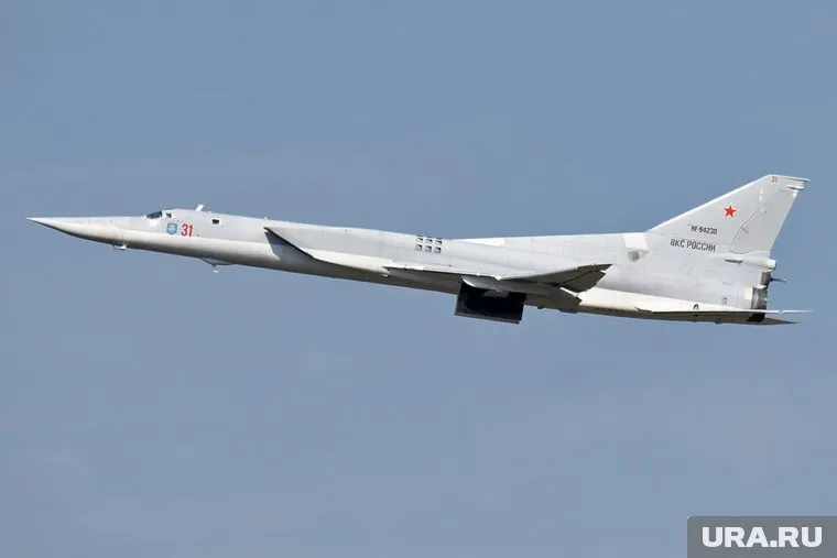 Упавший ТУ-22М3 оставил без электричества 210 домов