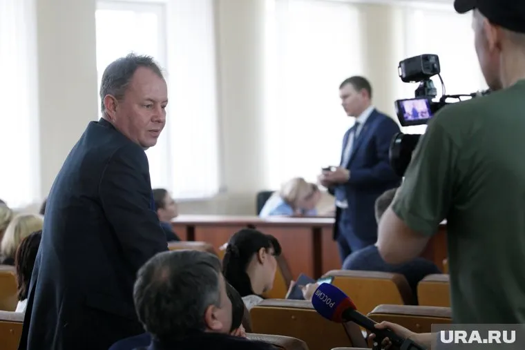 Авторитет отказался общаться с прессой, но несколько слов сказал его адвокат