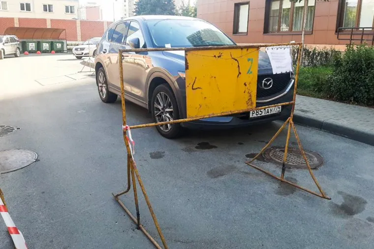 Стройка на улице Лесопарковой 7. Челябинск