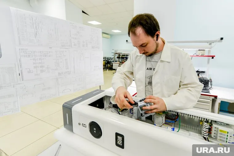 Программа НПО «Электромашина» и техникума позволяет студентам легко войти в коллектив