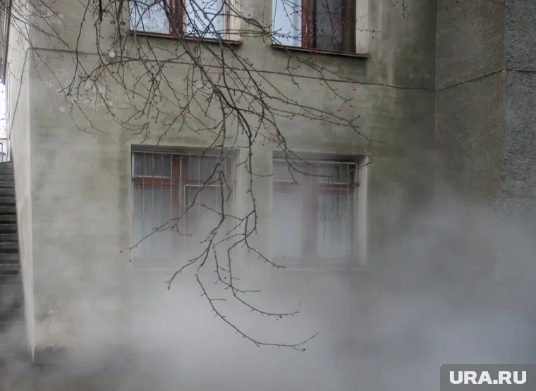 Кипяток из трубы хлестал два часа