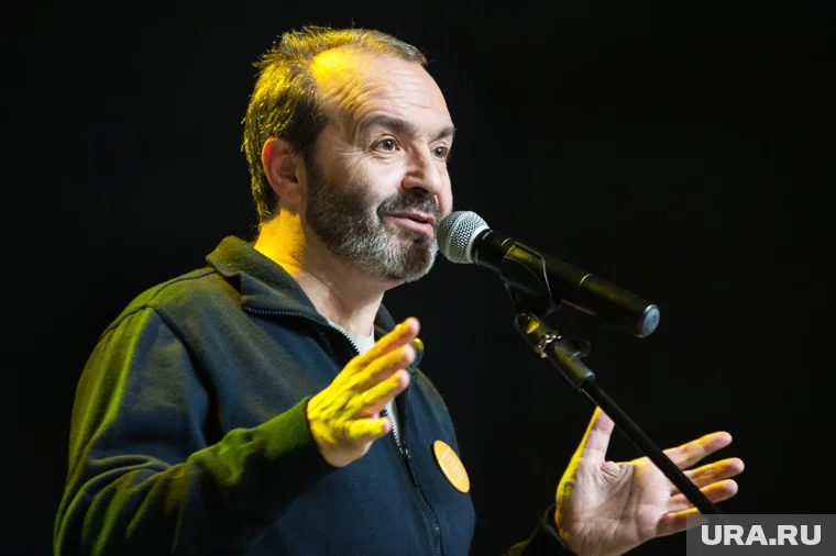 Писатель-сатирик Шендерович** внесен в перечень террористов и экстремистов