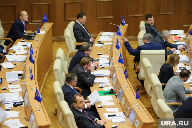 Свердловская прокуратура нанесла по Заксобранию судебный удар