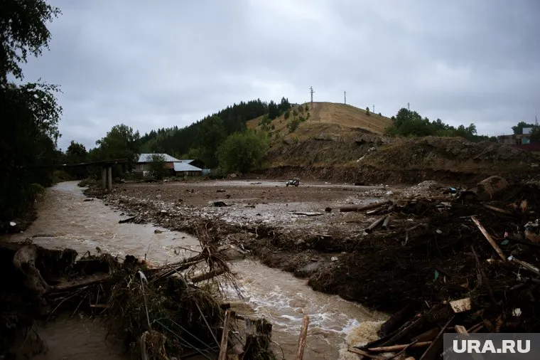 В окрестностях Нижнего Тагила реки вышли из берегов (архивное фото)