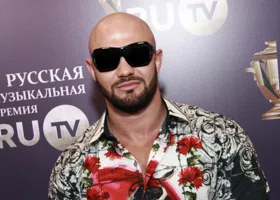 Самойлова ответила Джигану, который пытается помириться