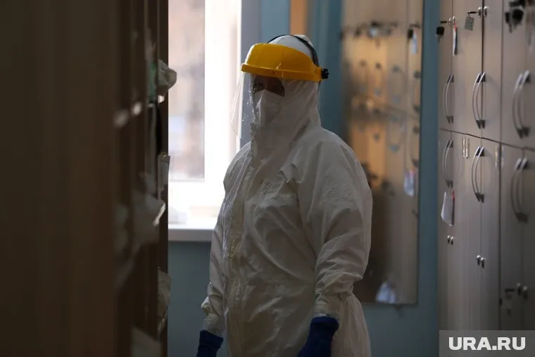 В Кургане открыто 252 вакансии врача и 167 вакансий фельдшеров, акушеров и медсестер