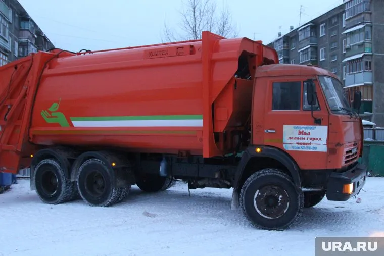 В ДНР отправляют топливо для заправки техники городского коммунального предприятия