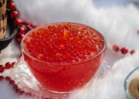 В Челябинске красная икра подешевела впервые за два года