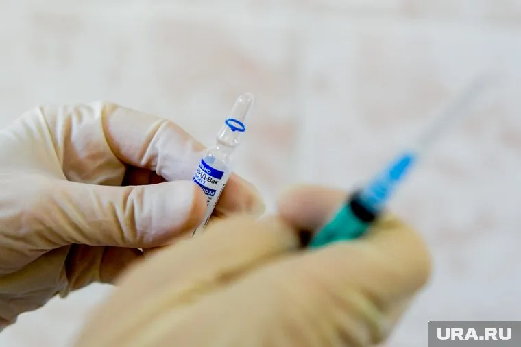 В центре Гамалеи проведут испытания вакцины от коронавируса