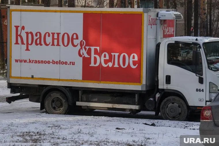 Екатеринбуржец погиб за рудем грузовика