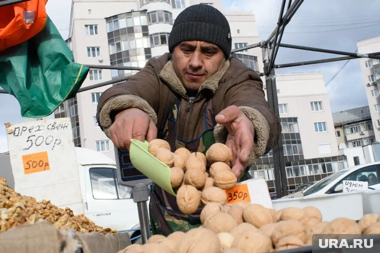 Автор объявления продает грецкий орех (архивное фото)