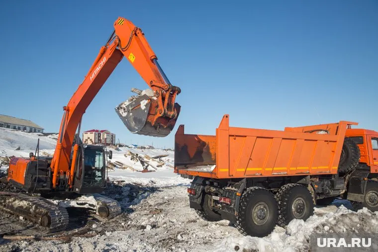 Нефтяники помогли прибраться ямальцам