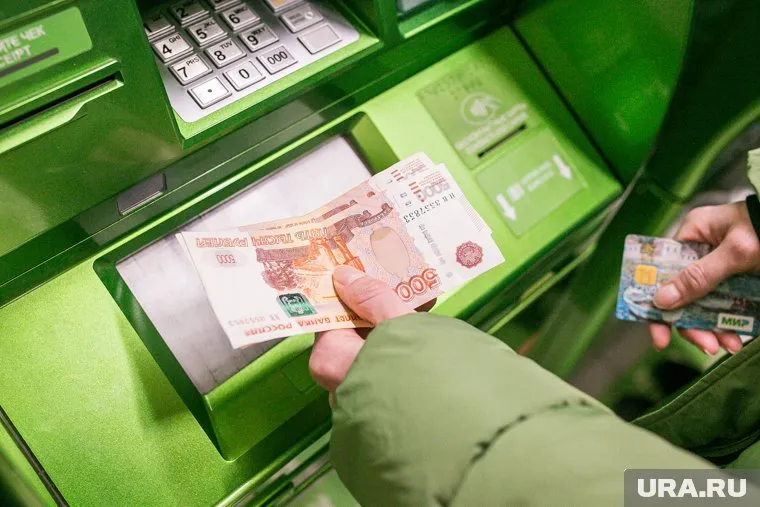 До 80% личных сбережений лучше всего хранить в рублях, отметил Никита Масленников