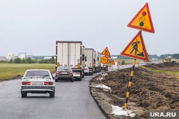 На курганской трассе в сторону Тюмени образуются пробки