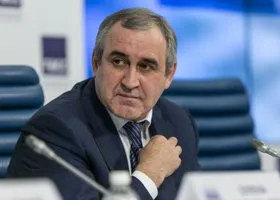 Сергея Неверова переизбрали секретарем генсовета партии