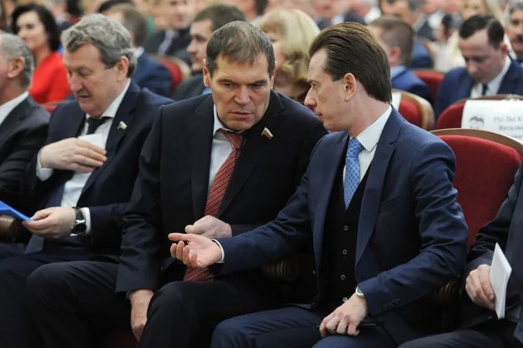 Внеочередная конференция челябинского регионального отделения партии Единая Россия. Челябинск, барышев андрей, бурматов владимир