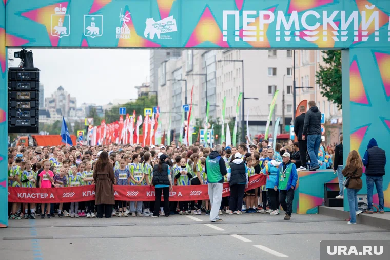 Журналисты преодолели дистанции от 2025 до 10 000 метров