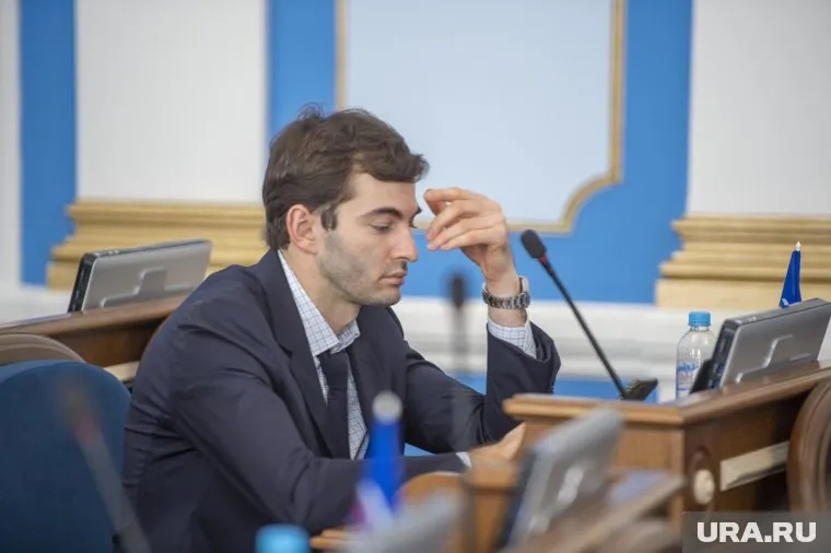 Михаил Бесфамильный «принял к сведению» неутешительный отчет мэрии