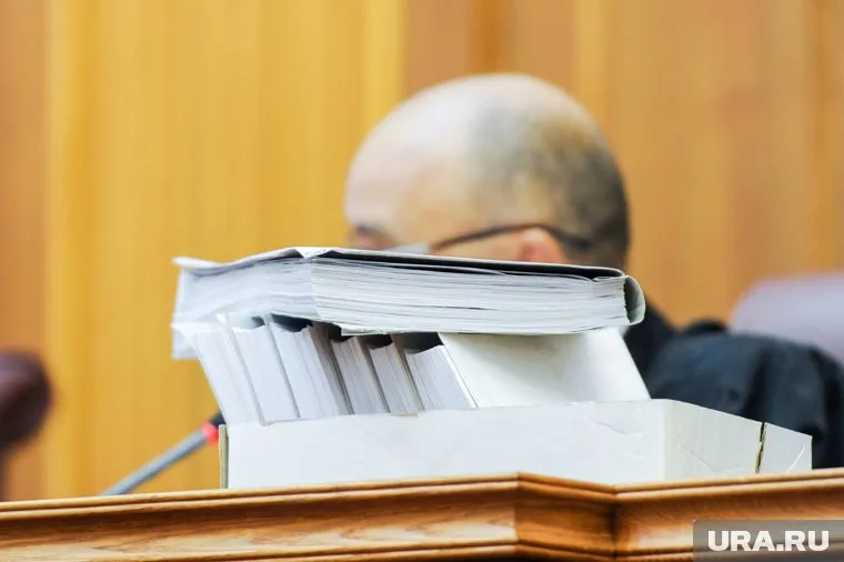 Материалы дела переданы в суд для рассмотрения по существу