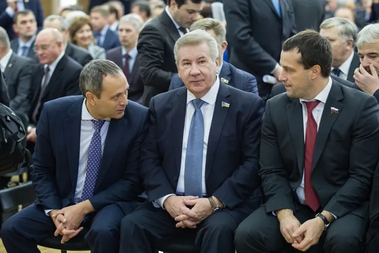 Ежегодное обращение губернатора Югры Натальи Комаровой  к жителям ХМАО, депутатам и представителям общественности. Ханты-Мансийск  , исаков эдуард, кузьменко дмитрий, хохряков борис