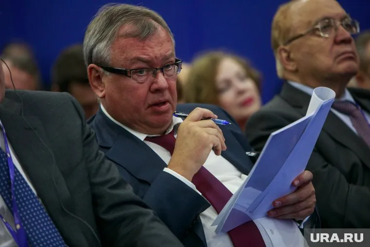 Костин предложил новый этап приватизации