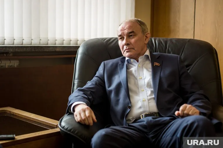 По мнению Вячеслава Тетекина, транзит власти в России пройдет до президентских выборов