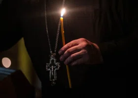 Задержание священника, роды в небе и побег насильника: 8 свердловских событий недели