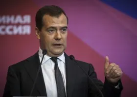 Югорский мэр по примеру Медведева послал бюджетницу в бизнес