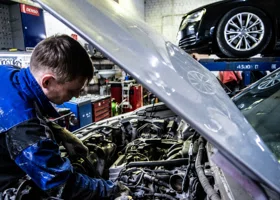 Как политики ХМАО готовят автомобили к зиме