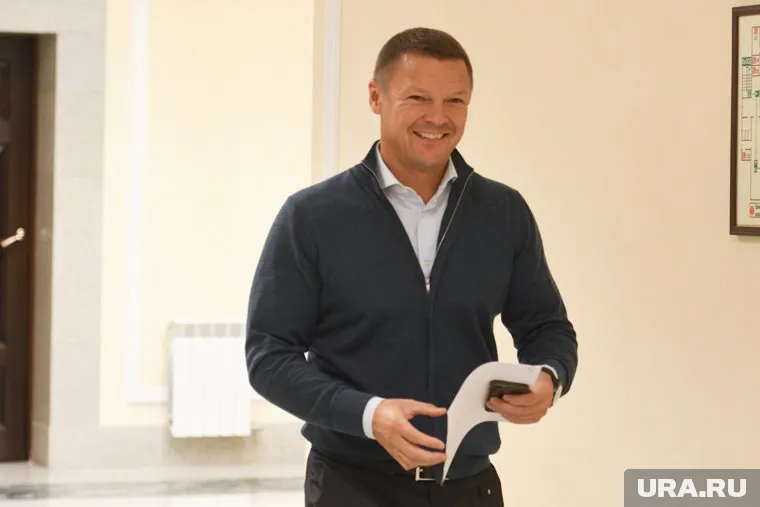 Багаряков уже получил кабинет в полпредстве