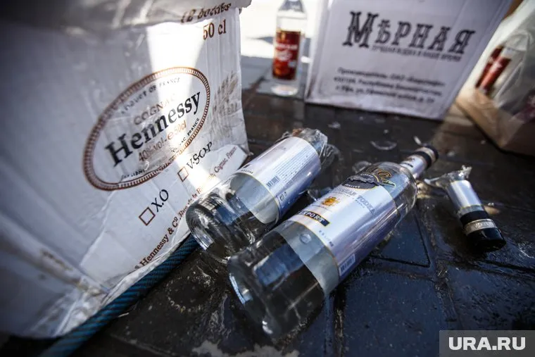 Поддельное спиртное супруги хранили в гараже